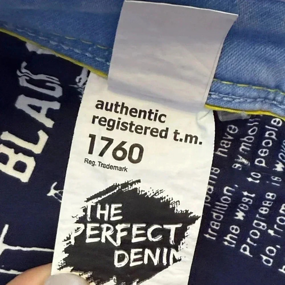 Black owl, designer jeans, size 32 light wash denim - Picture 5 of 13